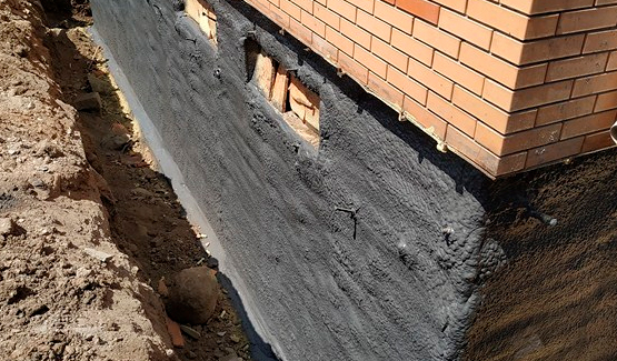 Тепло-гидроизоляция фундамента: ключевой этап в строительстве